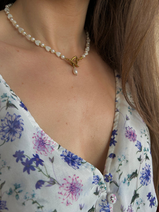 Naszyjnik PERŁY | SERCE modelka