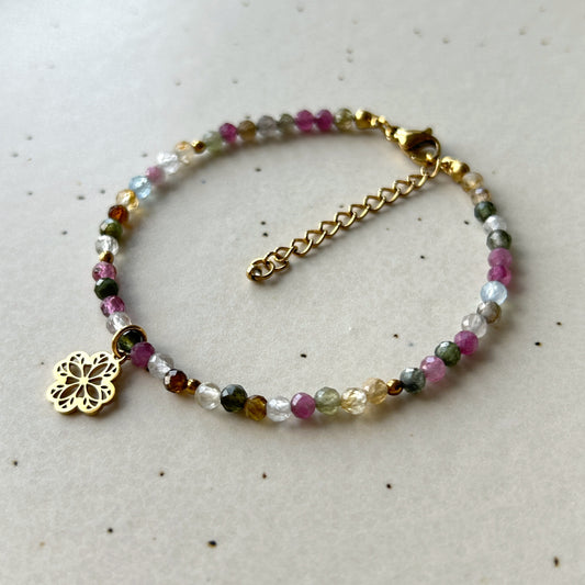 bransoletka na zapięciu z kolorowego turmalinu